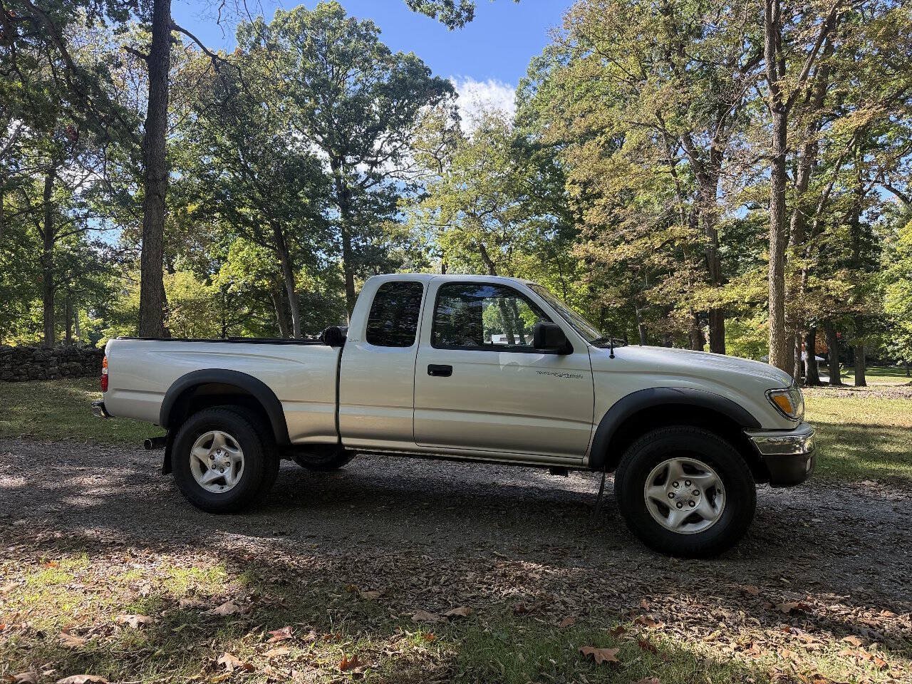 Used 2003 Toyota Tacoma PreRunner w/ SR5 Pkg RWD image 10