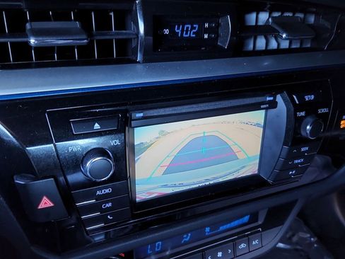 Used 2016 Toyota Corolla S image 33