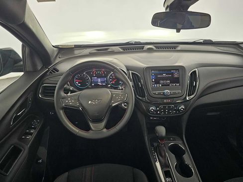 Used 2023 Chevrolet Equinox RS image 18
