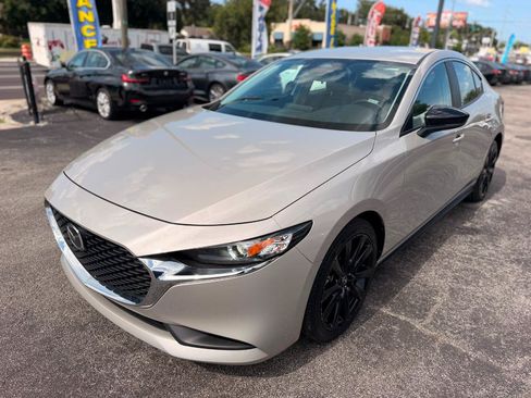 Used 2025 MAZDA MAZDA3 s FWD image 2