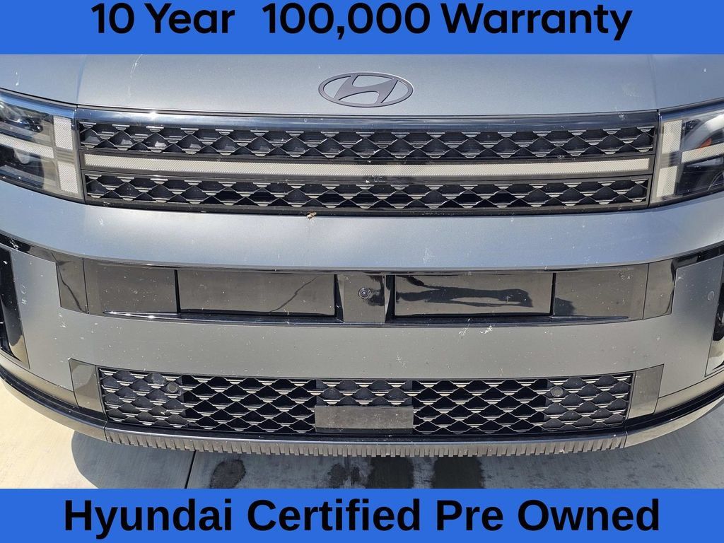 Used 2025 Hyundai Santa Fe Calligraphy FWD image 3
