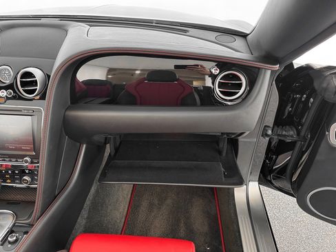 Used 2015 Bentley Continental GT image 30