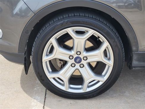 Used 2017 Ford Escape Titanium w/ Equipment Group 301A image 10