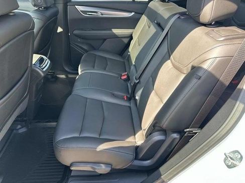 Certified 2024 Cadillac XT6 Luxury w/ LPO, Floor Liner Package AWD/4WD image 9