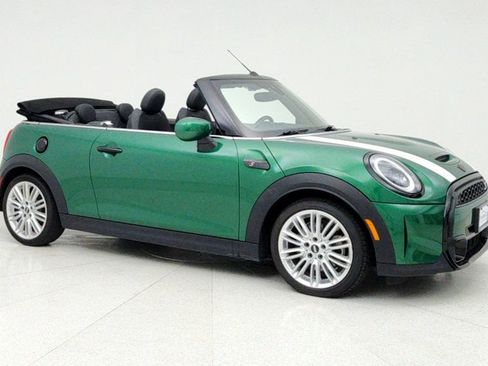 Used 2023 MINI Cooper S image 3