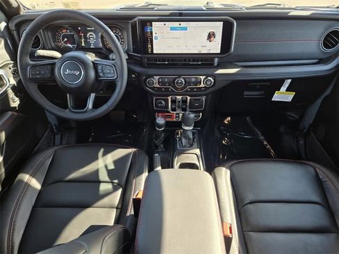 New 2025 Jeep Wrangler Unlimited Rubicon image 12