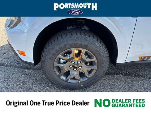 New 2025 Ford Maverick Tremor image 28