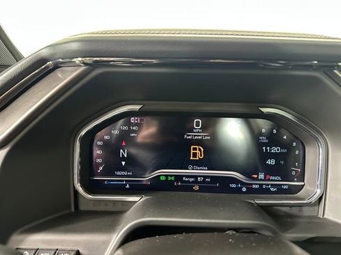 Used 2024 GMC Sierra 2500 AT4X image 17