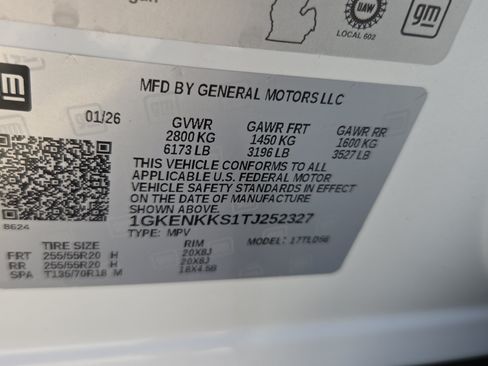 Used 2026 GMC Acadia Elevation w/ Elevation Premium Package FWD image 16