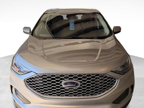 Used 2024 Ford Edge SEL image 7
