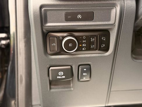 Used 2025 Ford F150 Lariat w/ Equipment Group 502A High AWD/4WD image 14