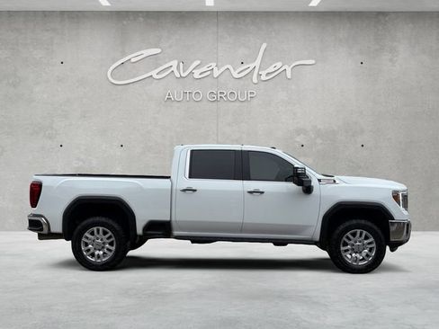Certified 2022 GMC Sierra 2500 SLT w/ SLT Preferred Package AWD/4WD image 17