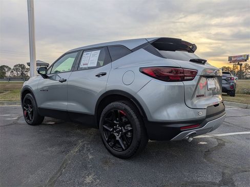 Used 2024 Chevrolet Blazer LT w/ Redline Edition image 7