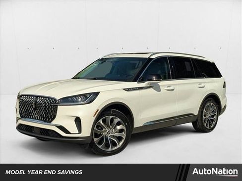 New 2025 Lincoln Aviator AWD image 1