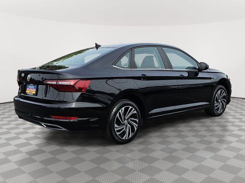 Used 2020 Volkswagen Jetta SEL Premium image 5