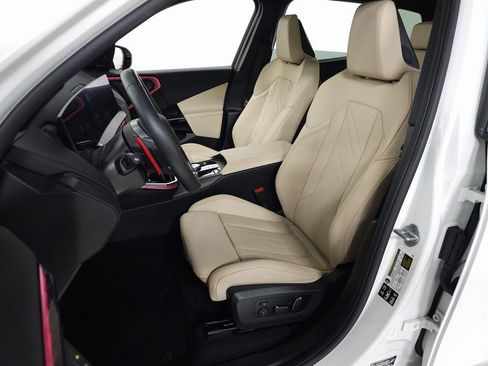 Used 2025 BMW X3 M50 w/ Premium Package image 18