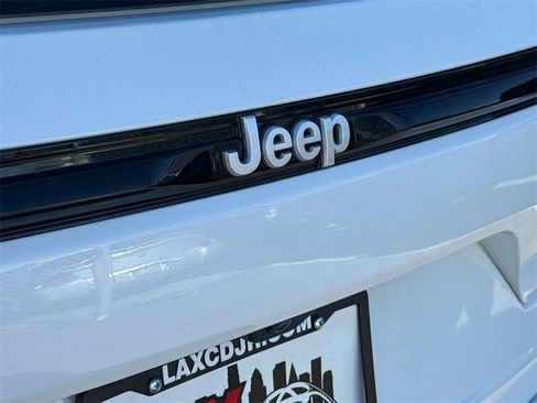 New 2025 Jeep Grand Cherokee Overland w/ Adv Protech Group III image 5