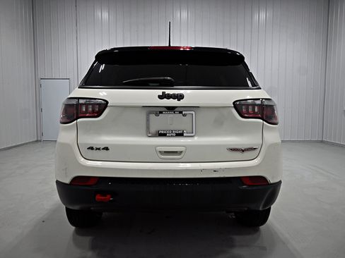 Used 2019 Jeep Compass Trailhawk AWD/4WD image 31