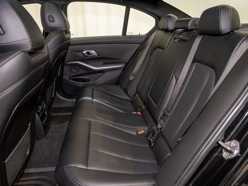 Used 2022 BMW 330i xDrive Sedan w/ Convenience Package image 8