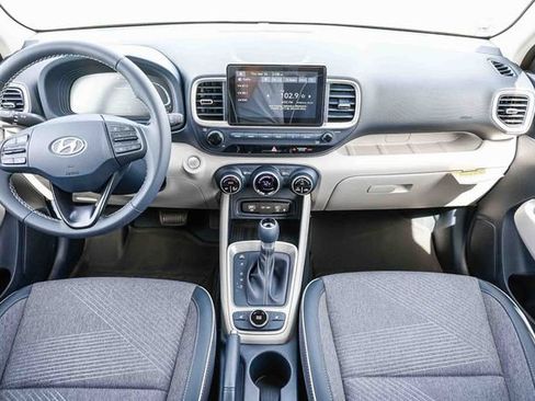 New 2026 Hyundai Venue SEL FWD image 12