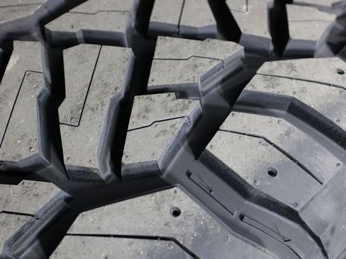 Used 2020 Ford F150 XLT image 13