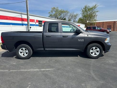 Used 2018 RAM 1500 Express image 2