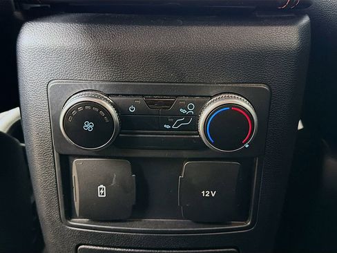 Used 2023 Ford Explorer ST-Line image 39