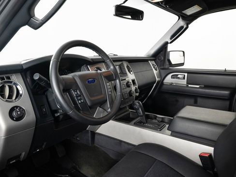 Used 2016 Ford Expedition EL XLT image 12