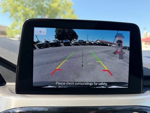 Certified 2022 Ford Escape Titanium w/ Class II Trailer Tow Package AWD/4WD image 18