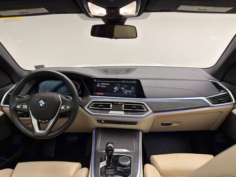 Used 2022 BMW X5 xDrive40i w/ Parking Assistance Package image 7