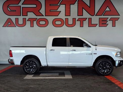 Used 2018 RAM 1500 Big Horn AWD/4WD image 1