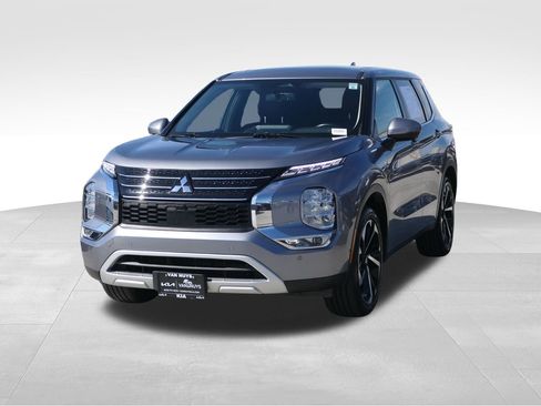 Used 2024 Mitsubishi Outlander SE AWD/4WD image 7