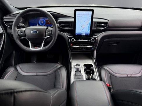 Certified 2024 Ford Explorer ST w/ Equipment Group 401A image 3