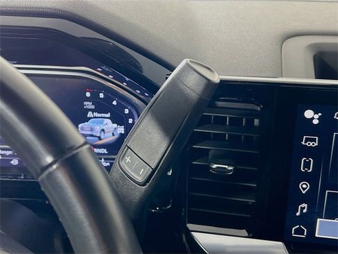 Used 2024 GMC Sierra 1500 SLT image 22