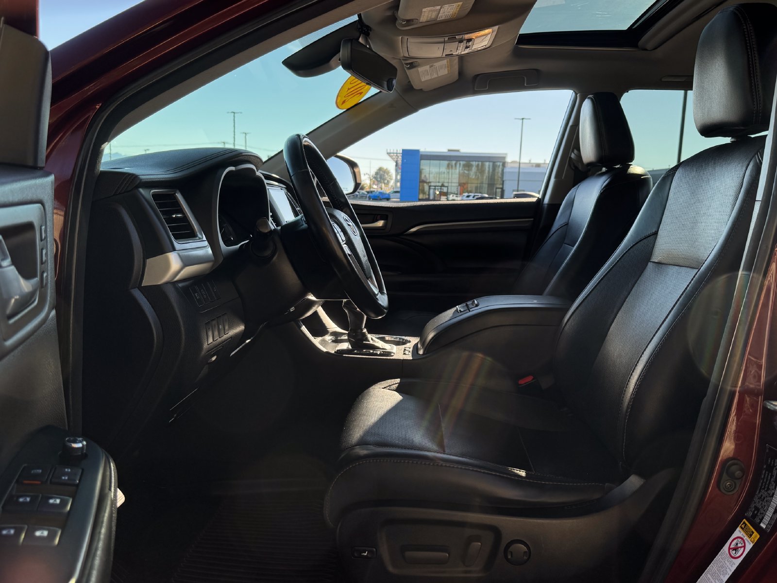Used 2018 Toyota Highlander Limited AWD/4WD image 11