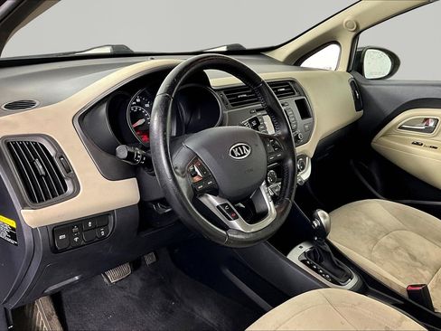 Used 2013 Kia Rio EX w/ Convenience Pkg image 18