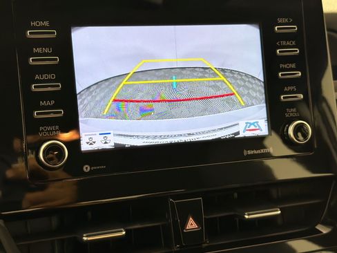 Used 2024 Toyota Camry SE FWD image 17