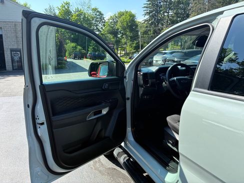 Used 2024 Ford Ranger XLT w/ FX4 Off-Road Package AWD/4WD image 18