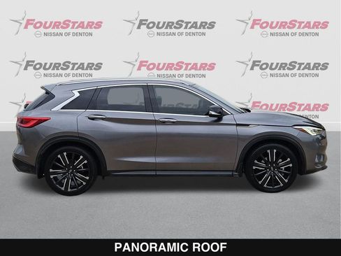 Used 2021 INFINITI QX50 Luxe w/ Appearance Package FWD image 3