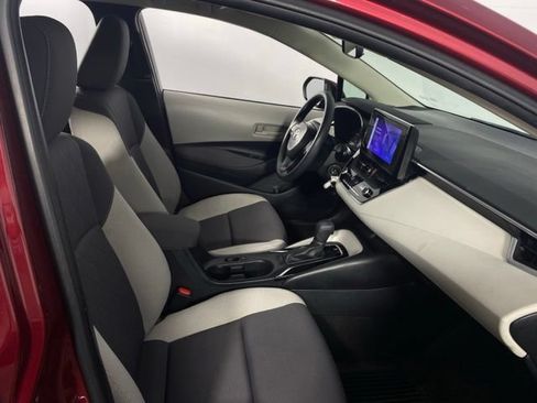 Used 2023 Toyota Corolla LE FWD image 15