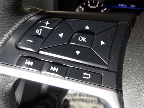 Used 2021 Nissan Altima 2.5 SV FWD image 17