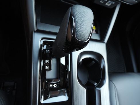 New 2026 Subaru Outback Premium image 19