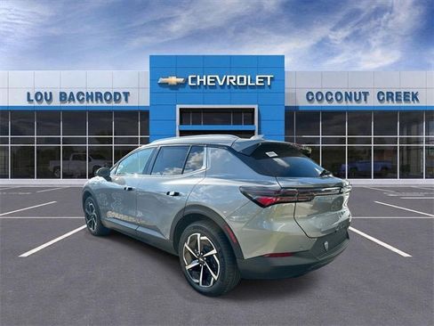 New 2026 Chevrolet Equinox EV LT image 6