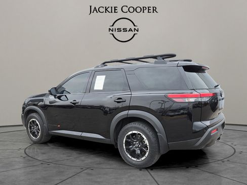 Certified 2023 Nissan Pathfinder Rock Creek image 3