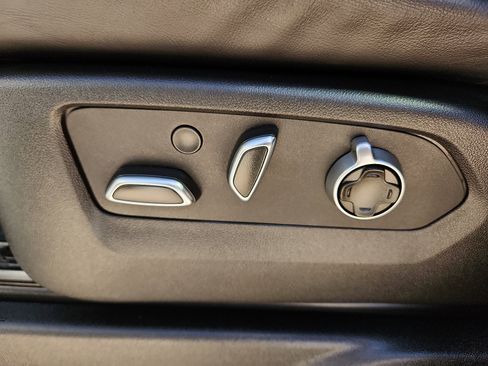 Used 2024 Cadillac Escalade ESV Premium Luxury Platinum w/ Heavy-Duty Trailer Package image 12