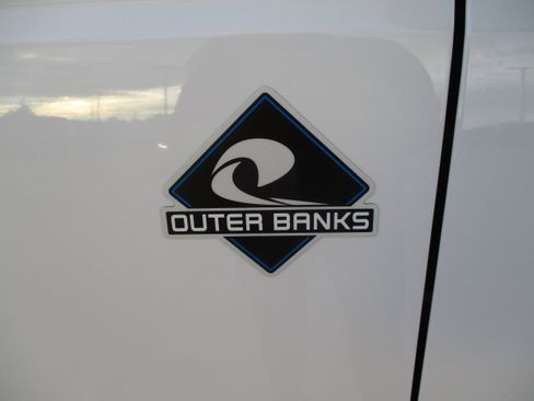 New 2025 Ford Bronco Outer Banks AWD/4WD image 10