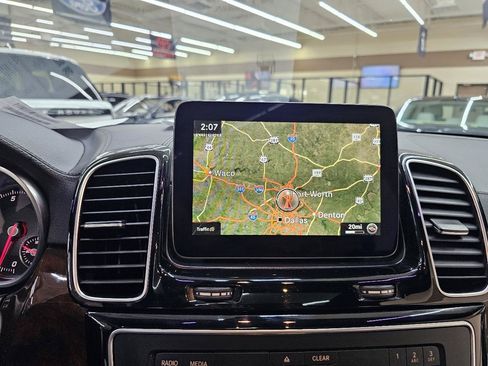 Used 2017 Mercedes-Benz GLS 550 4MATIC image 34
