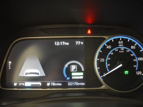 Used 2019 Nissan Leaf SL Plus FWD image 31
