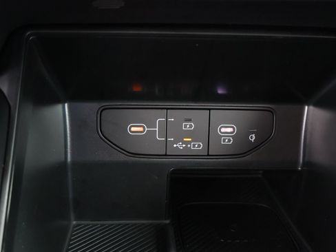 Used 2025 Kia Sorento S w/ Panoramic Sunroof Package FWD image 31