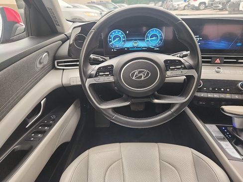 Certified 2023 Hyundai Elantra Limited w/ Cargo Package FWD image 10